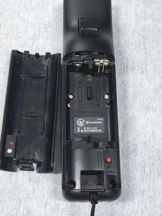Telecomandă Wii Remote MotionPlus originală – negru