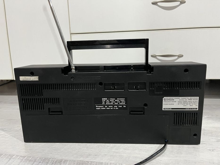 Radio casetofon Hitachi TRK 612 E