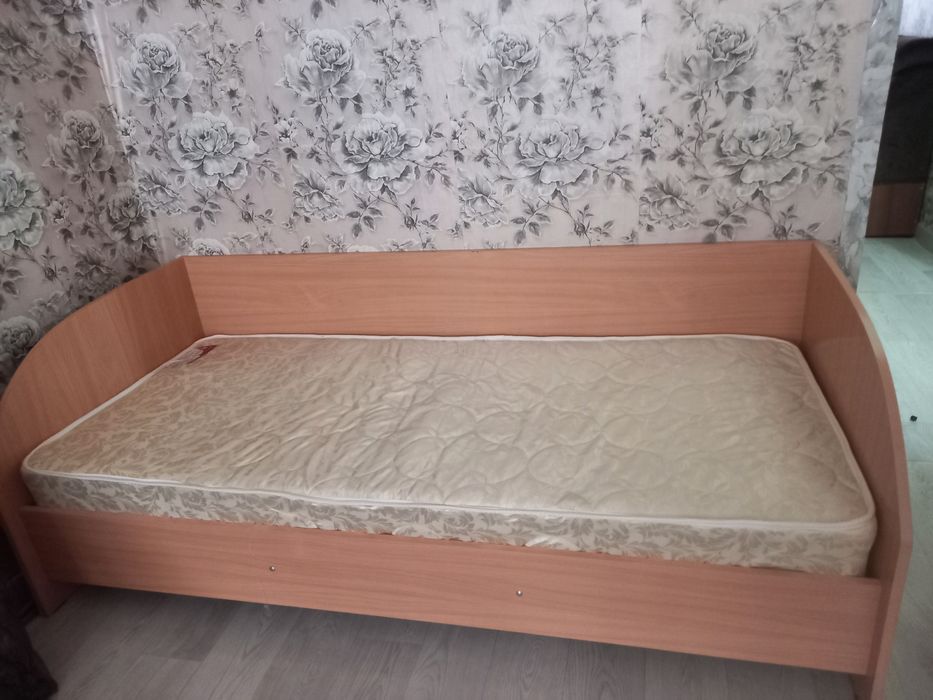 Продаётся кровать
