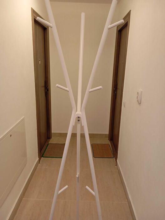 Cuier Ikea Ekrar alb