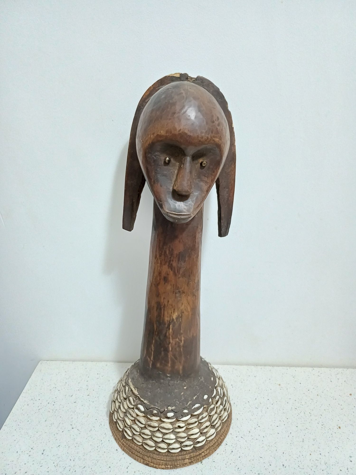 Statueta veche africană