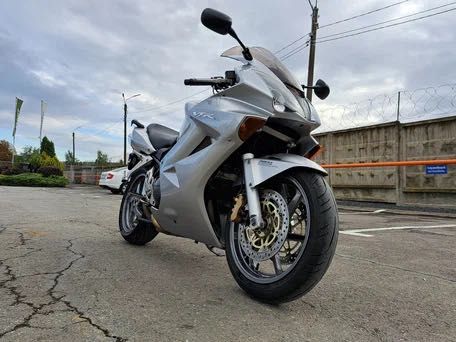 Honda VFR 800 Interceptor 2008 на ЧАСТИ