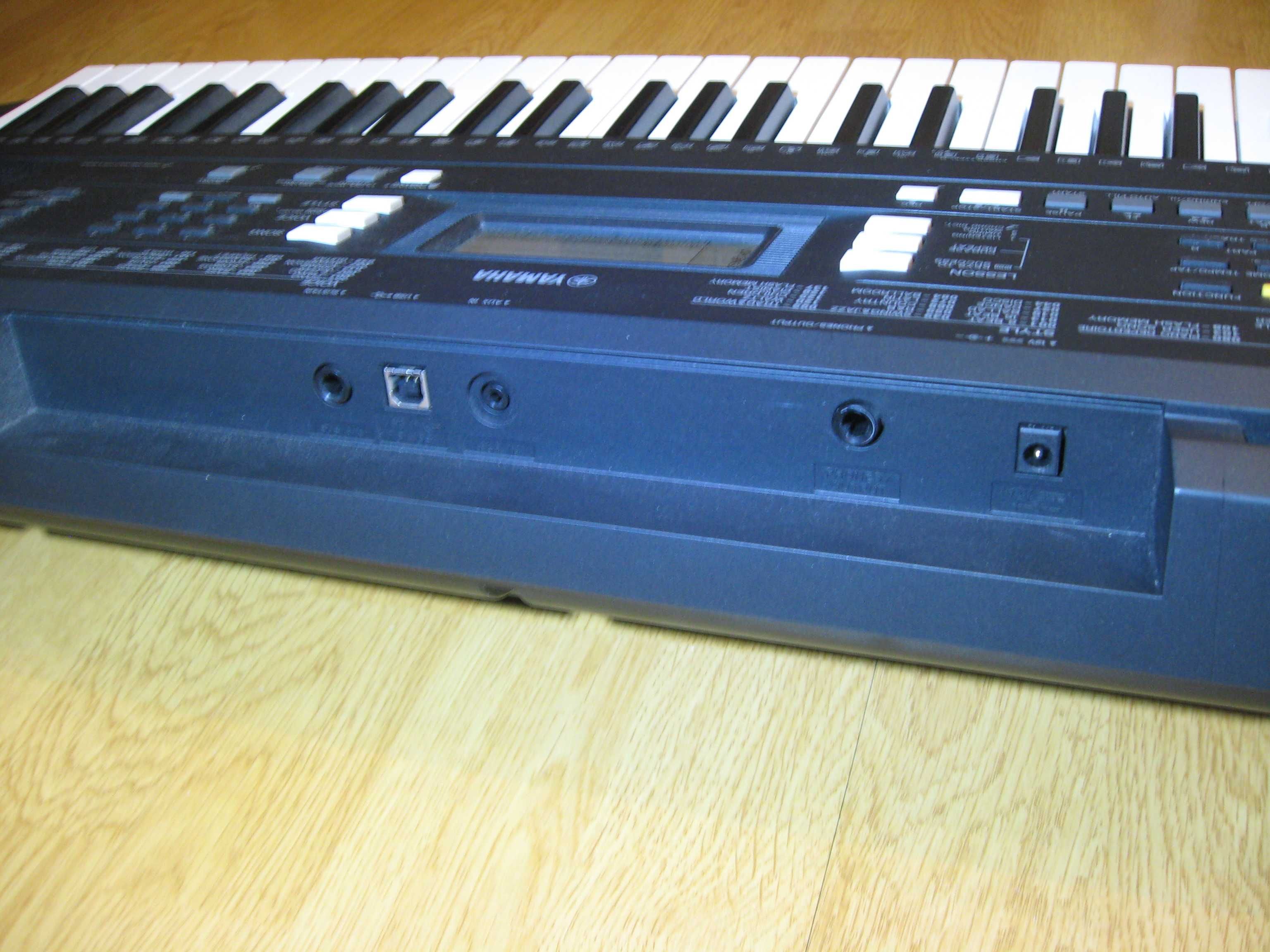 Vand Yamaha PSR E343