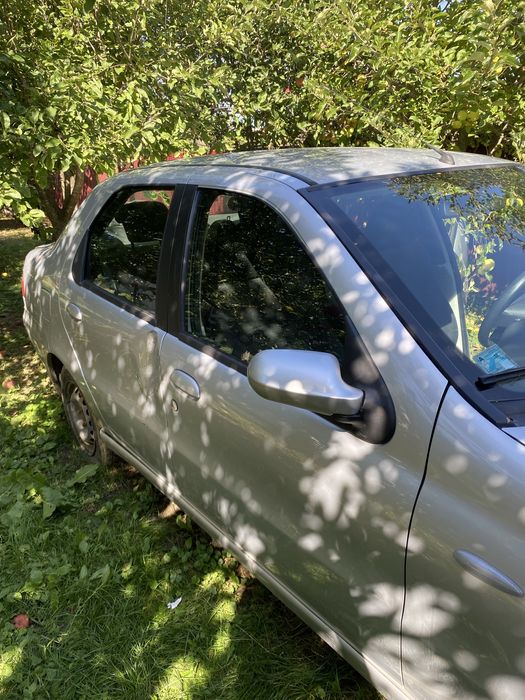 Vand fiat albea 2007