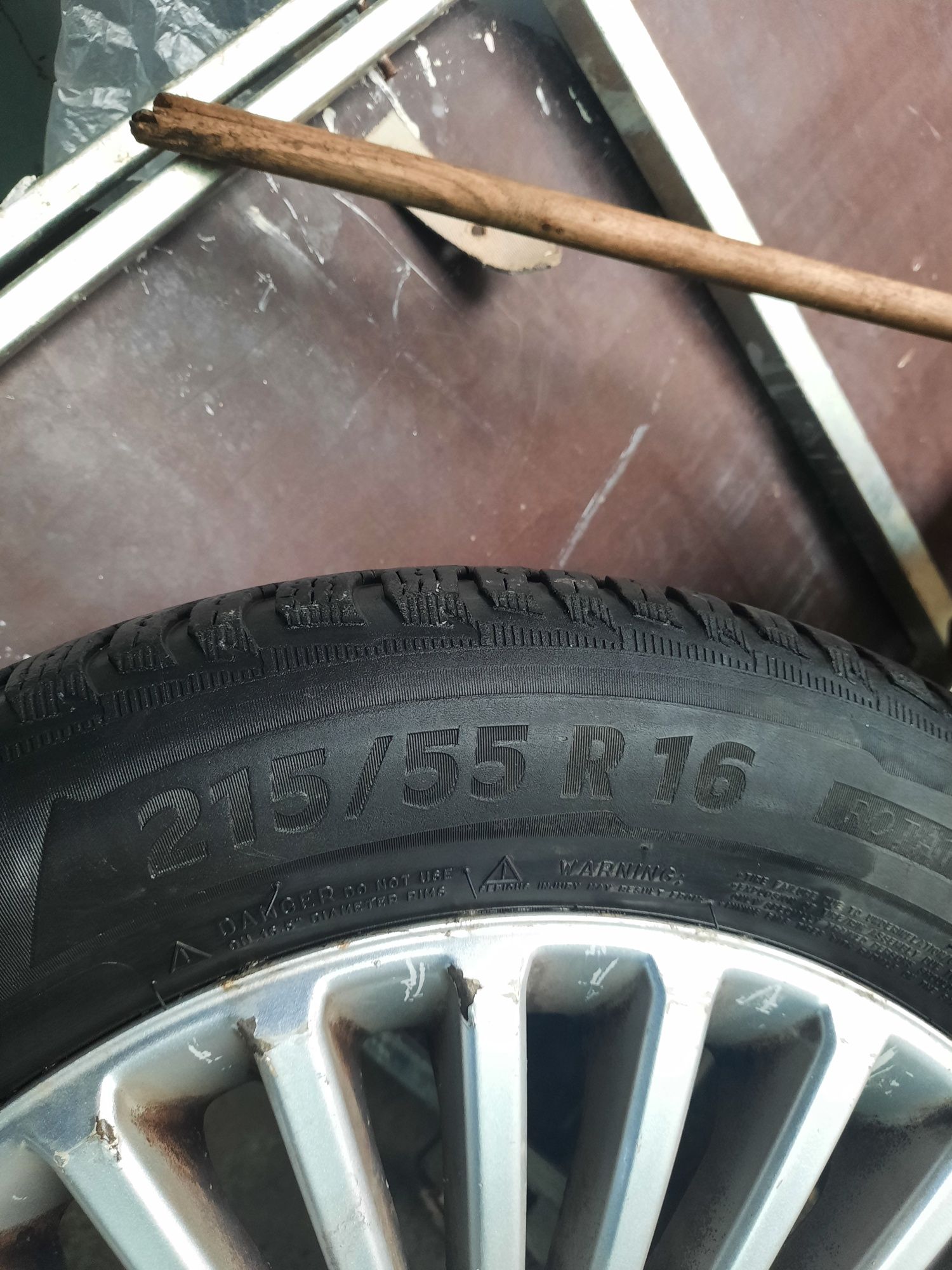 Roti originale Ford 215/55 R16 de iarna