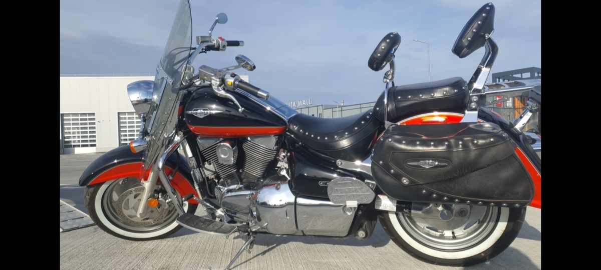 Vând Suzuki Boulevard