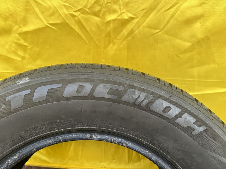 Автомобилни гуми 215 65 15 Tracmax
