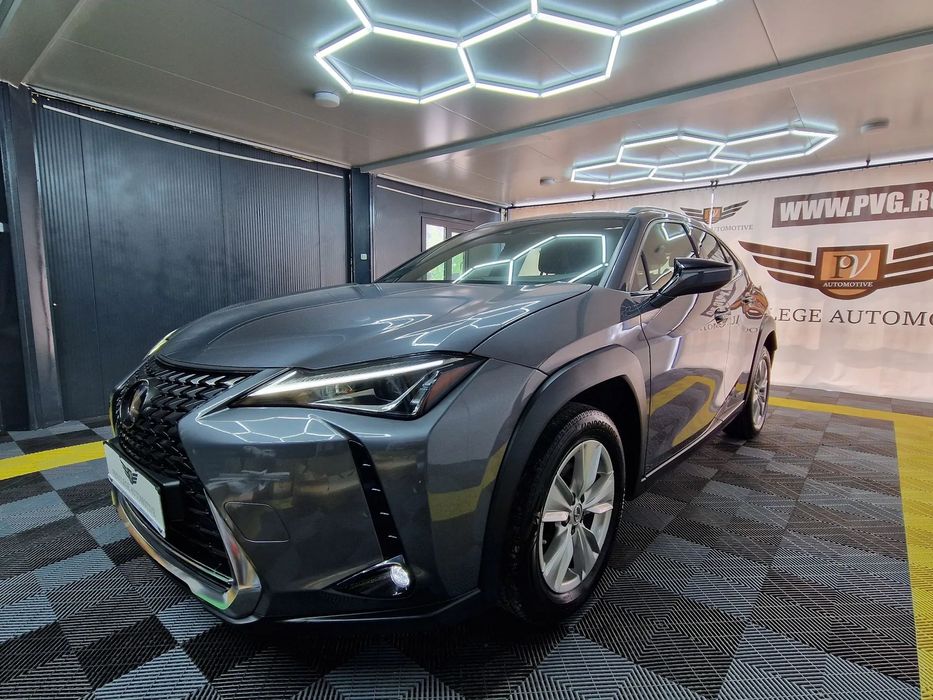 Lexus UX 1987cm3•FHEV•184CP•LED•PilotAdaptiv•Keyless•CarPlay•camera•garantie