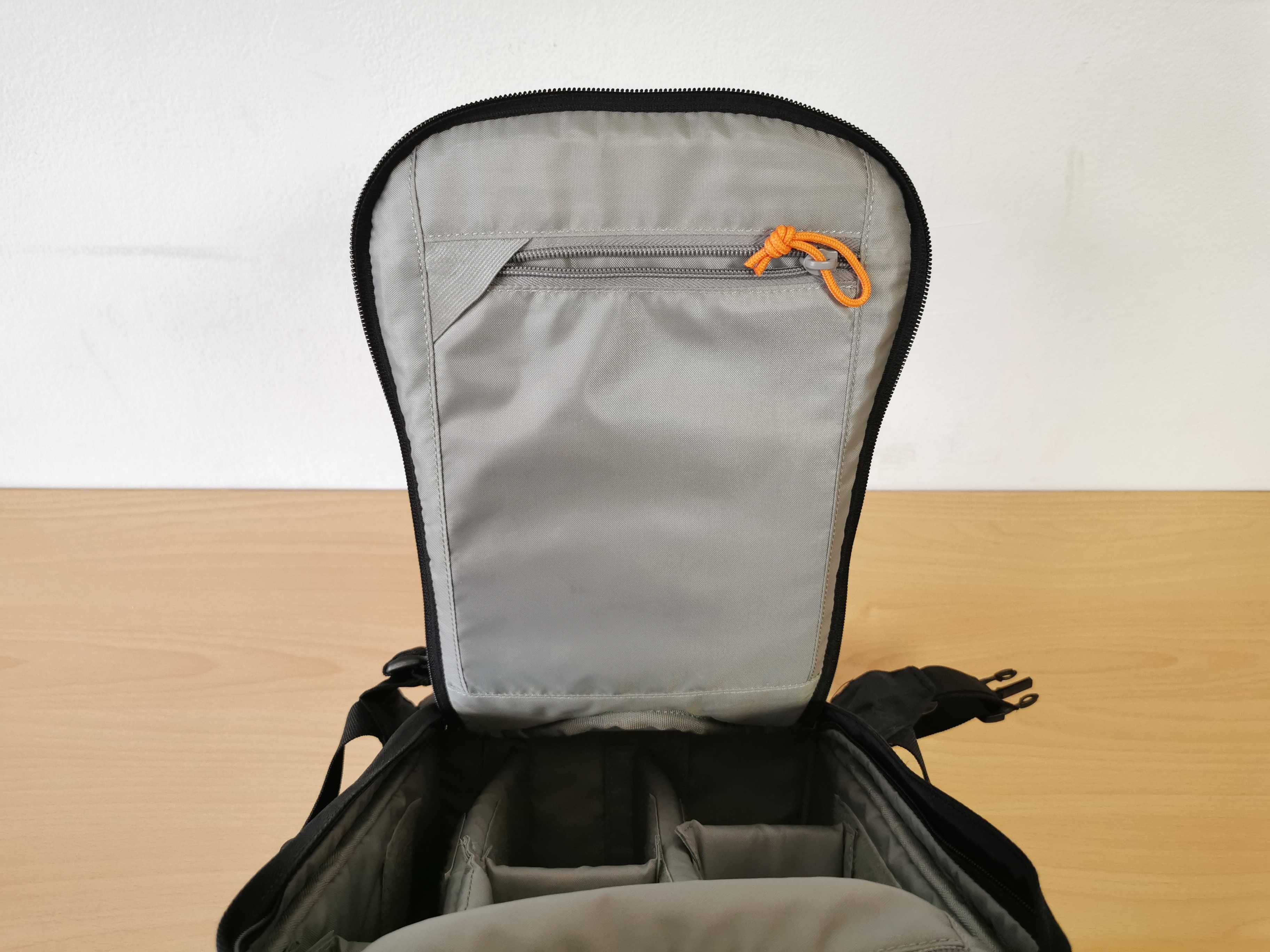 Lowepro Flipside 300 чанта - раница за фотоапарат