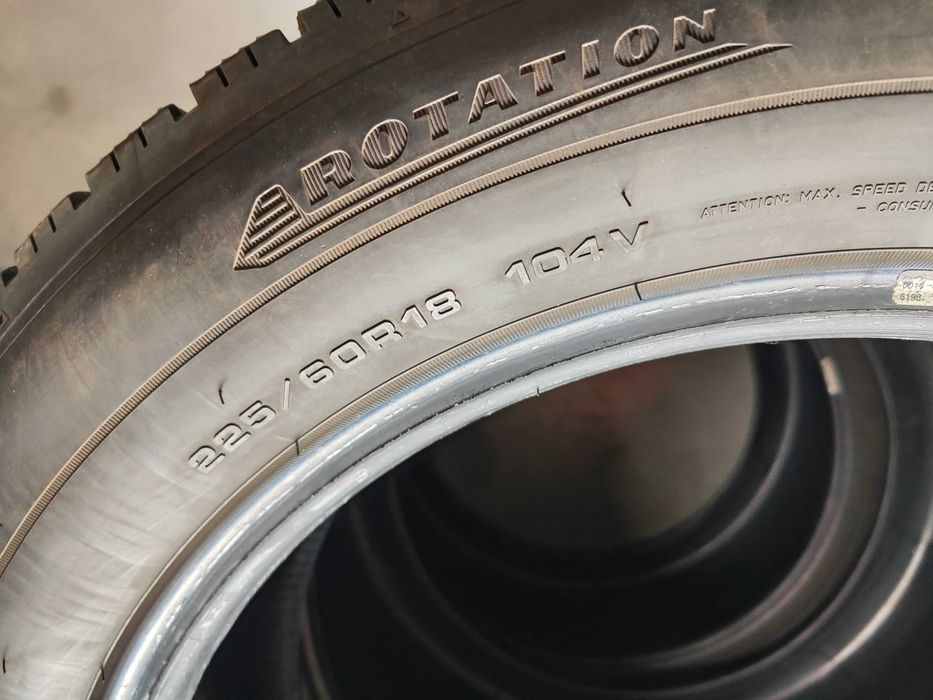4бр.зимни гуми 225/60/18 Dunlop