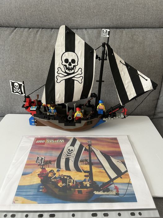 Lego Pirates Renegade Runner 6268