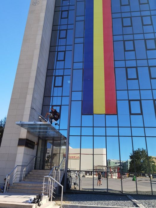 Firma de Alpinisti utilitari executam izolatii exterioare cu polistire