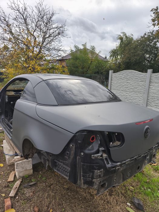 Dezmembrez volkswagen eos