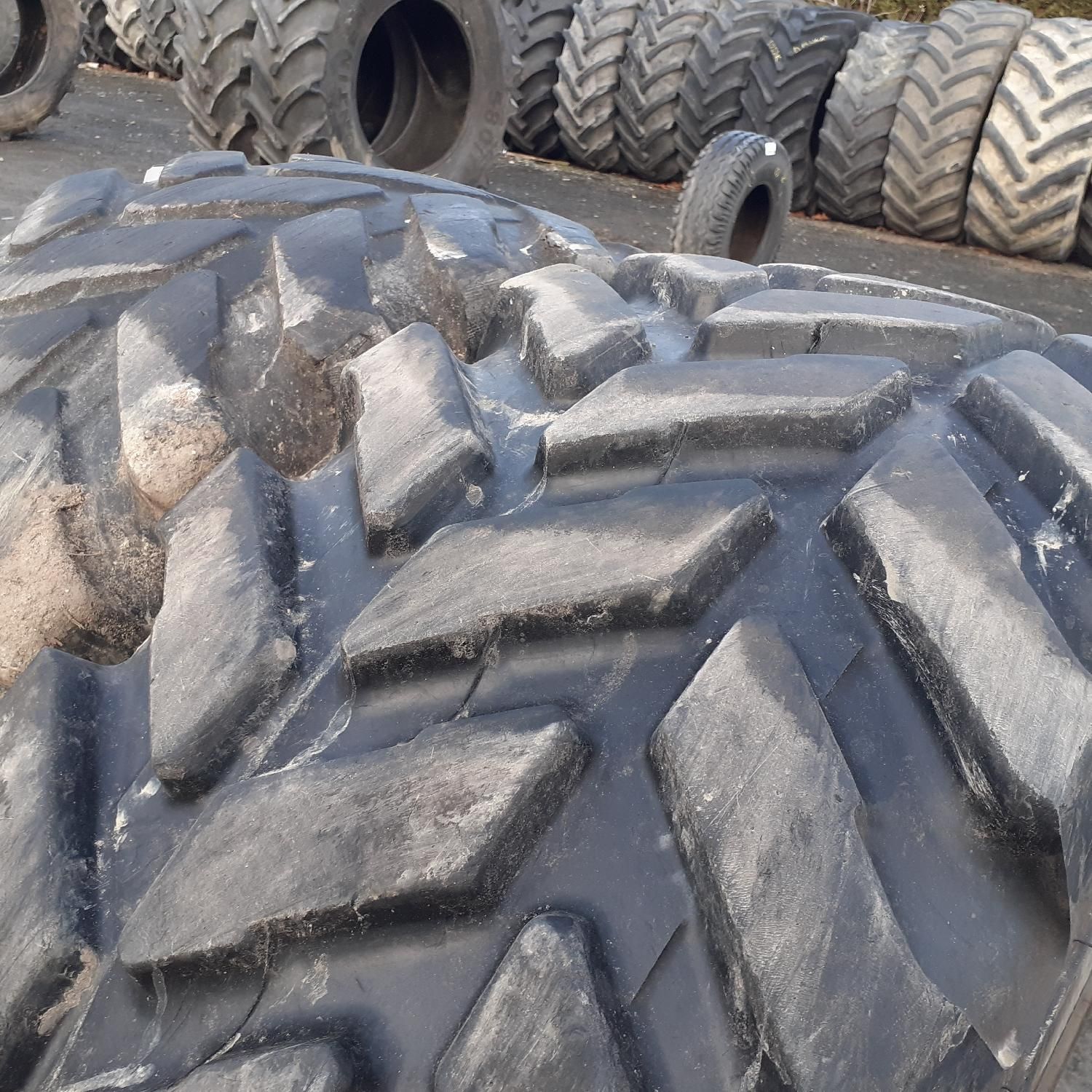 Cauciucuri 460/70R24 Vredestein Anvelope Second Hand REZISTENTE