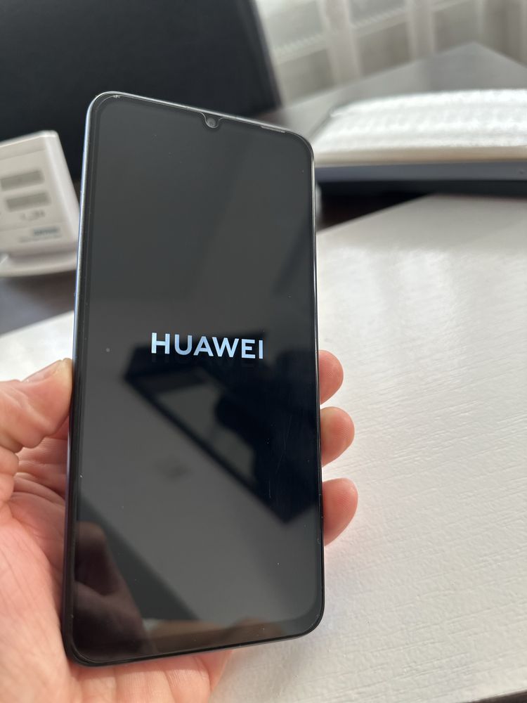 Vand Huawei Nova Y70