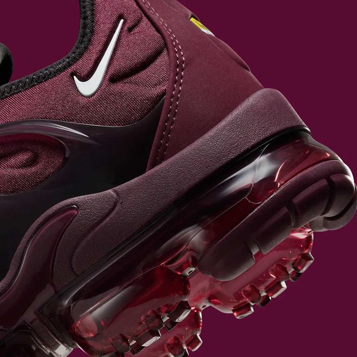 Vapormax Plus Maroon NIKE Bestseller