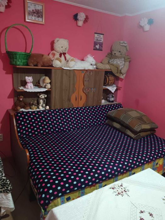 Camera de închiriat la Curte