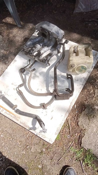 Части двигател Мерцедес 124