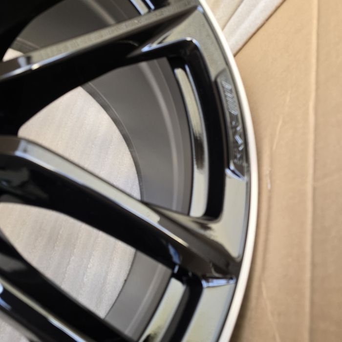 Чисто нови оригинални джанти 23" за Mercedes GLS-комплект