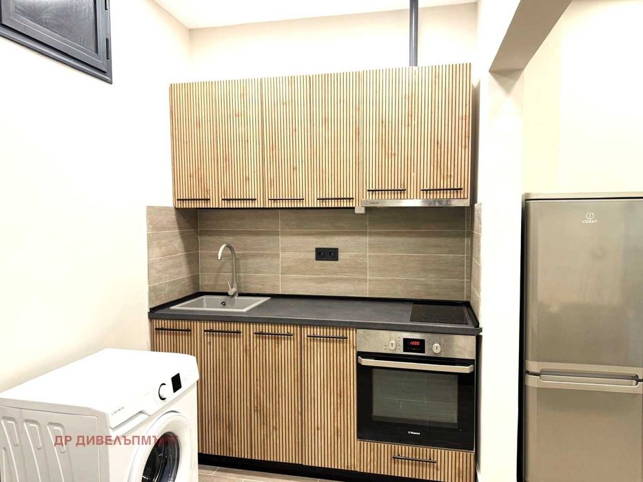 Продава се Едностаен апартамент в София, Гео Милев - 50 кв.м за 2780 €/кв.м - Снимка #2