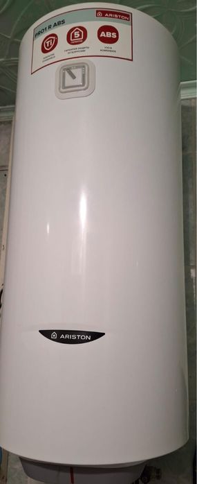 Продам НОВЫЙ бойлер аристон