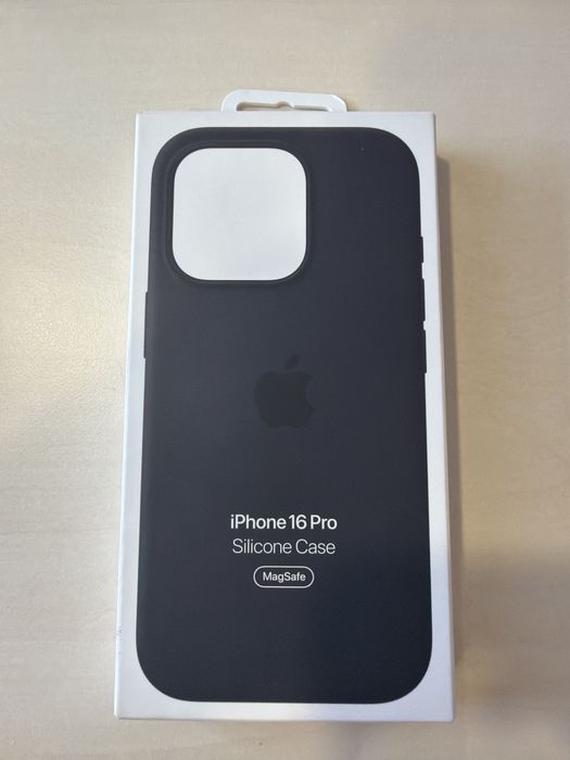Husa Apple Magsafe silicon neagra iPhone 16 pro - originala