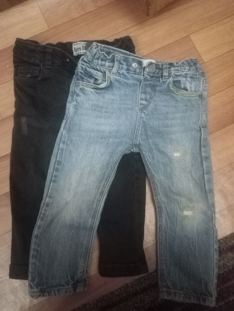Продам джинсы штаны детские