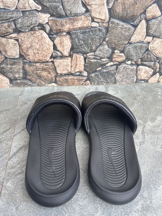 Papuci/slapi nike victori slides black marimea 44