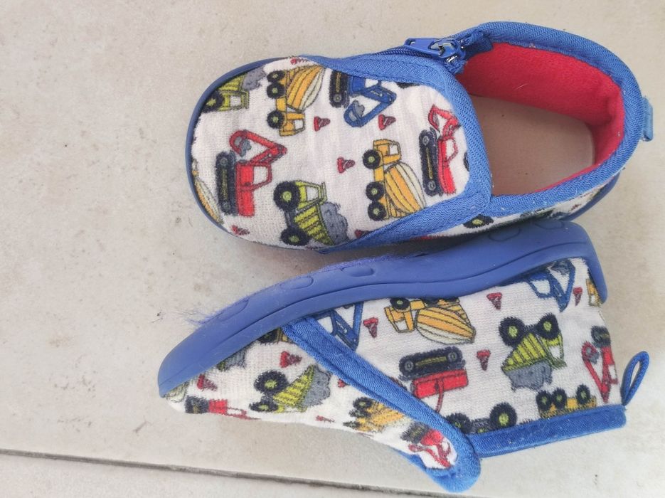 Пантофи Befado + пантофи с трактори 21 н