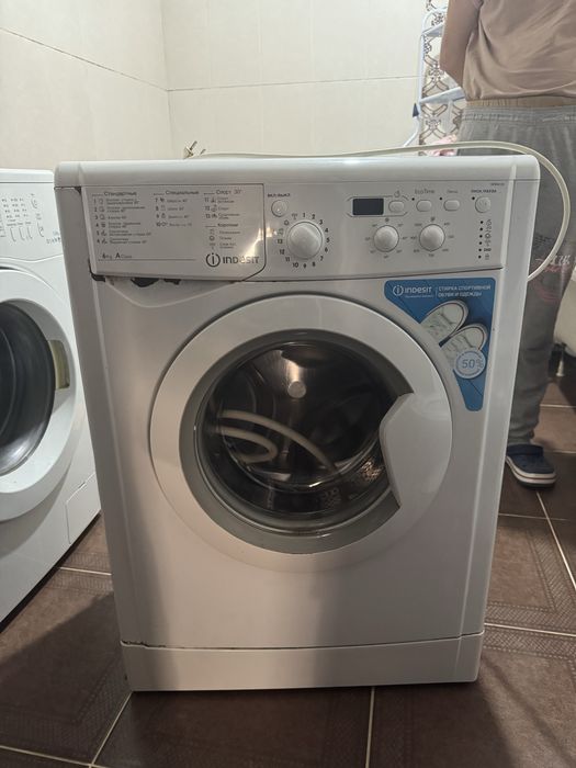 Продам стиральную машину Indesit EcoTime, 6 кг