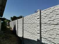 Gard din beton vibrat și armat cu plasa de 4