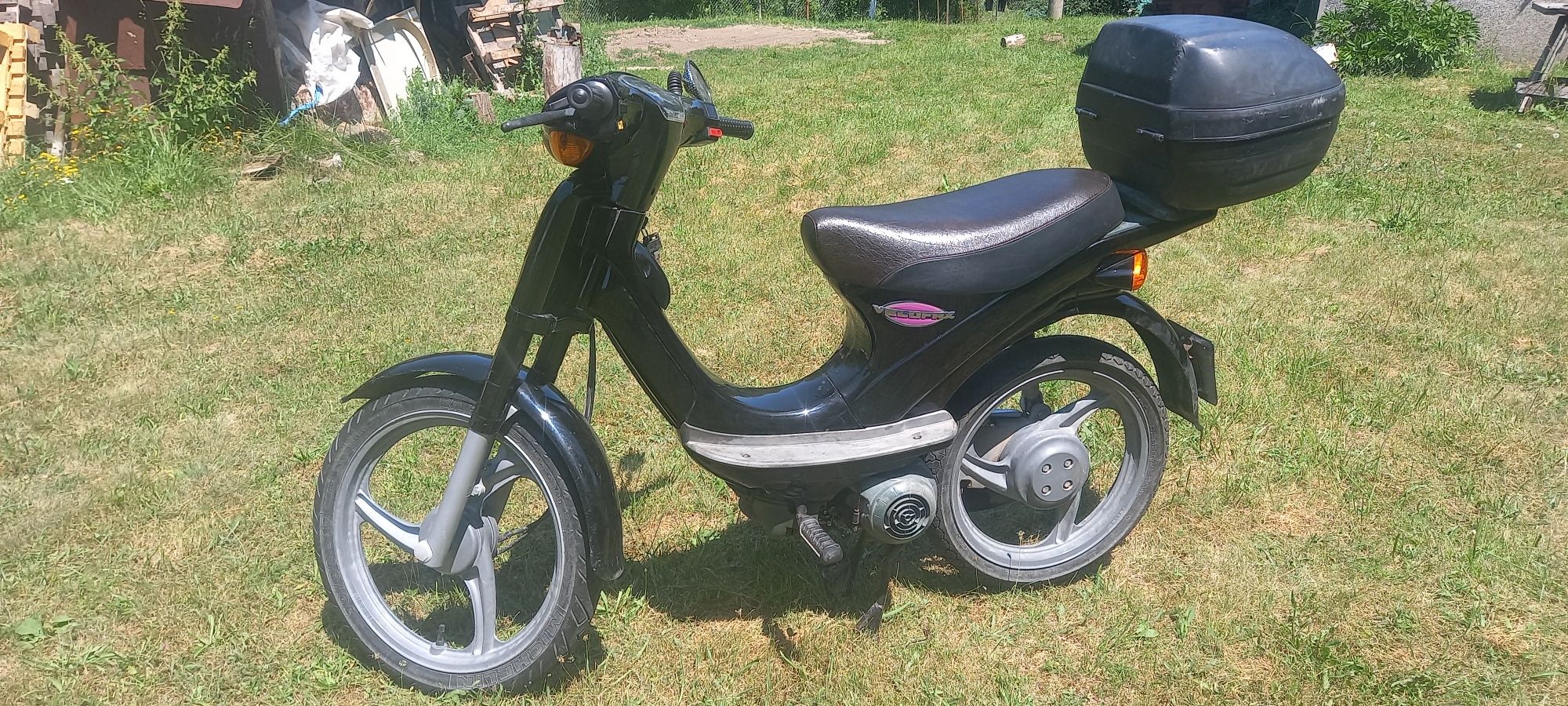 Продавам Piaggio velofax
