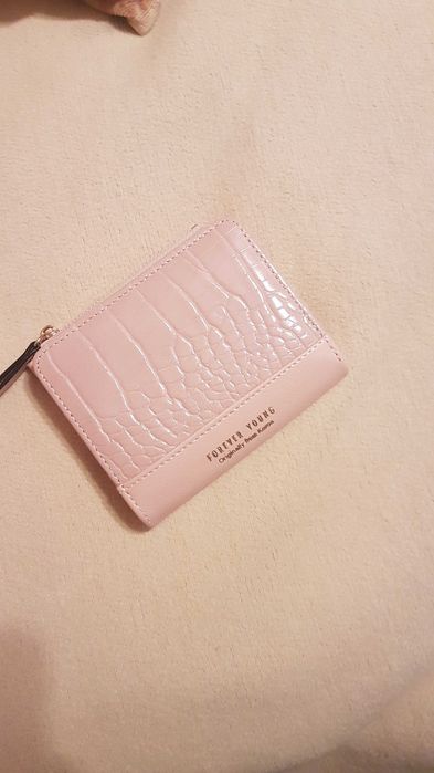 Дамско портмоне с еко кожа принт