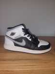 Jordan 1 Mid White Shadow