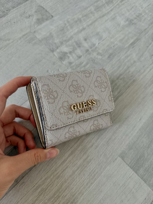 кошелек Guess, идеальное состояние