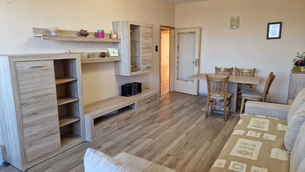 Дава се под наем Двустаен апартамент в София, Фондови жилища - 68 кв.м за 484.5 € - Снимка #1