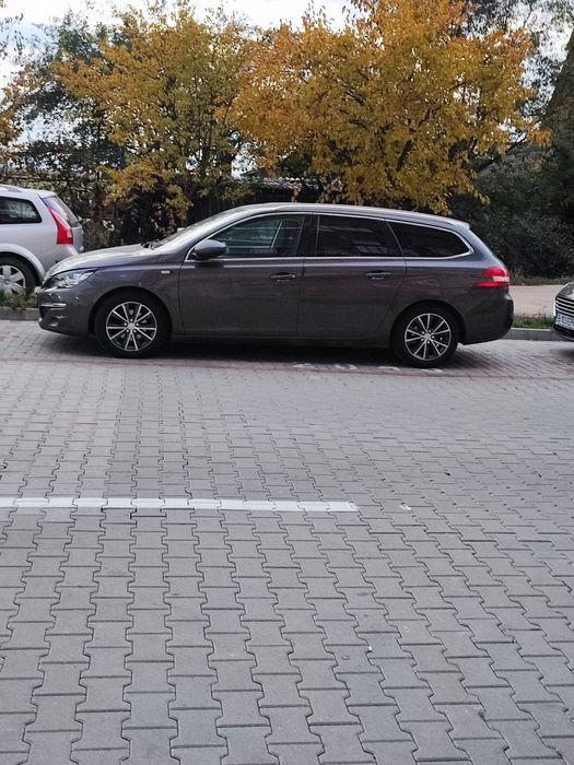 Peugeot 308 1.2/110 cp