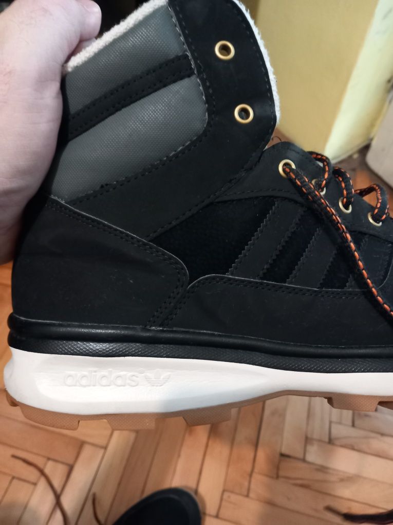 Зимни обувки ADIDAS номер-  45и2/3