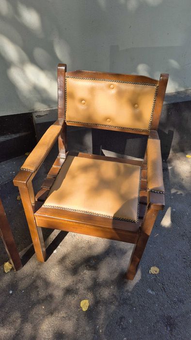 Set gradină/terasa banchetă 3 pers + fotolii lemn fag tapițate.