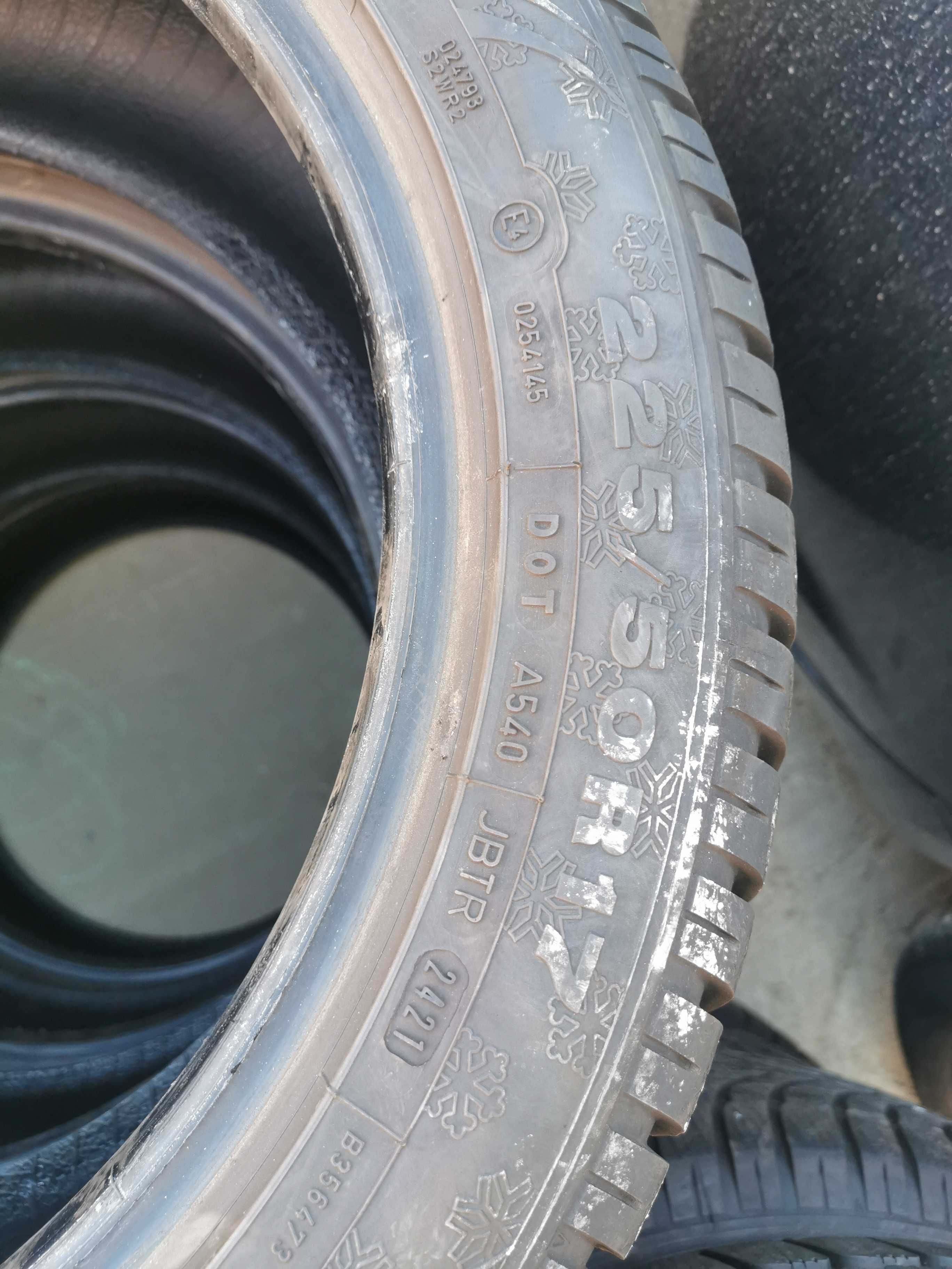 4 Anvelope 225/50R17 iarna Dunlop DOT 2021 7-8mm impecabile