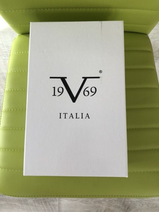 Обувки Versace 19.69 Abbigliamento Sportivo, размер 38, чисто нови