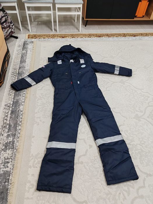 Продам спец комбинезон