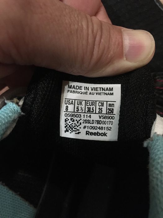 Дамски сникърси Карл Легерфелд и маратонки Reebok