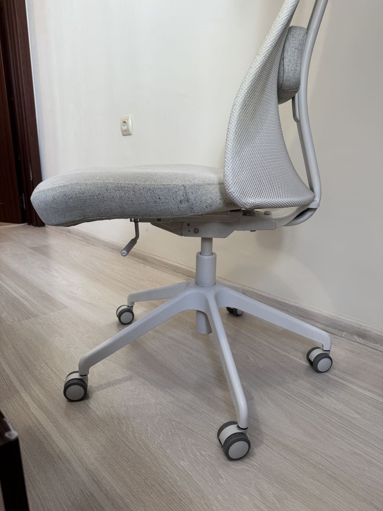 Офис стол Ikea Jarvfjallet