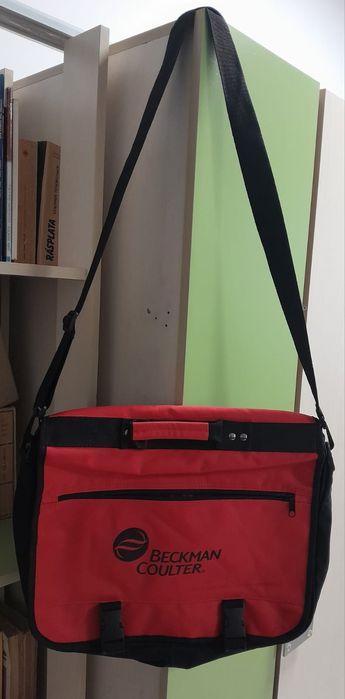 Geanta de umăr noua