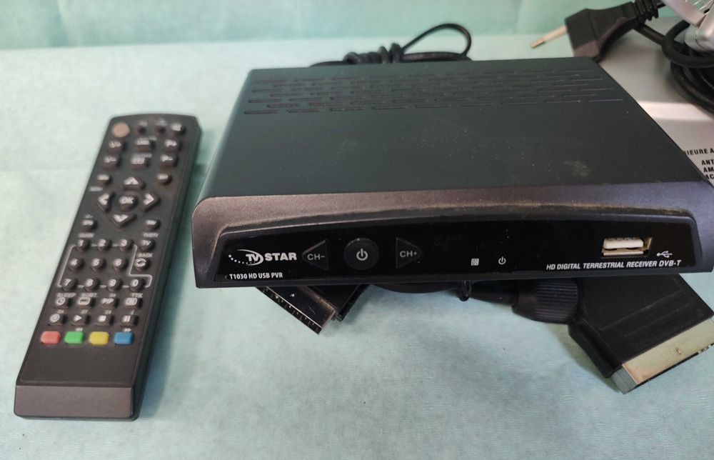 Приемник декодер и антена за ефирна цифрова телевизия TV-Star DVB-T