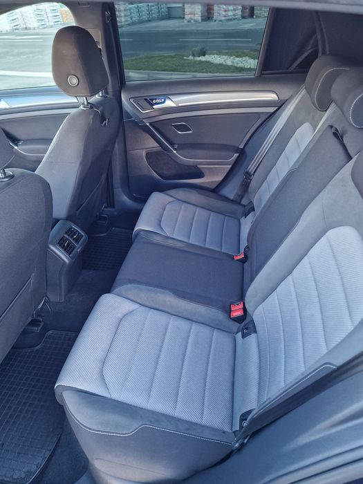 VW Golf 7 Highline R-Line 4Motion 2.0 TDI 150CP  ACC  90.000km