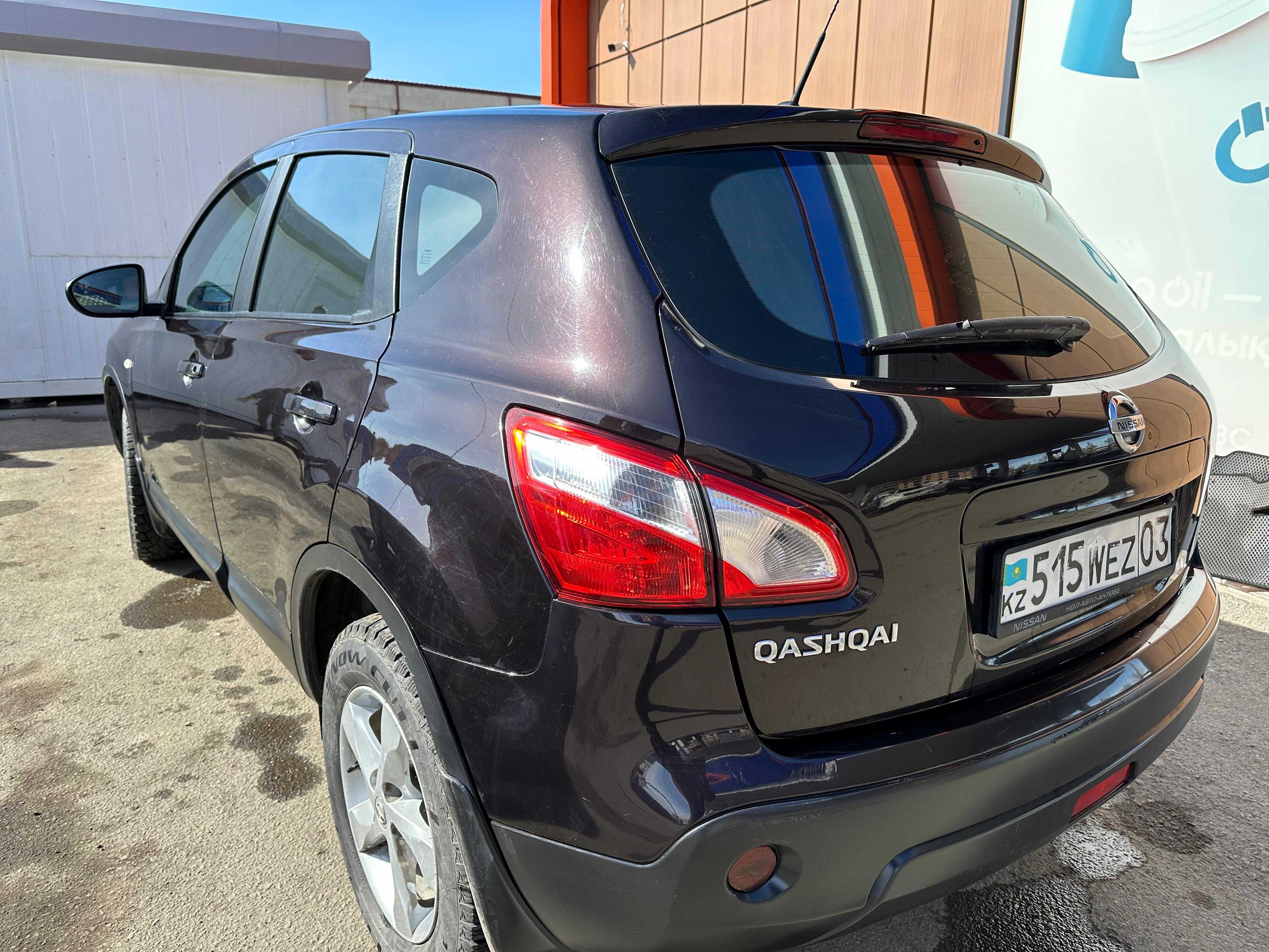 Nissan Qashqai 2013г. 1.6л 195000пробег