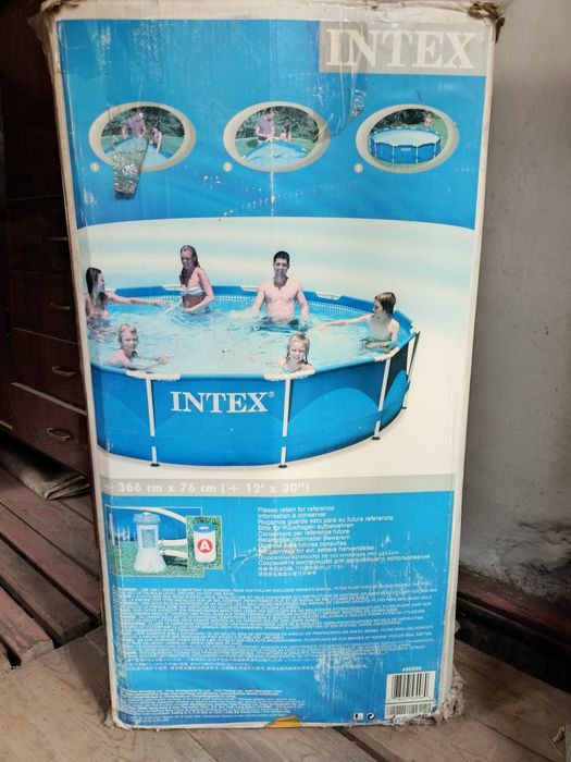 Продам бассейн Intex