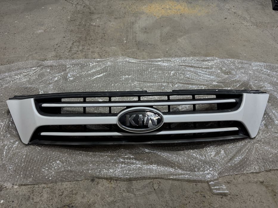 Решетка радиатора для Kia